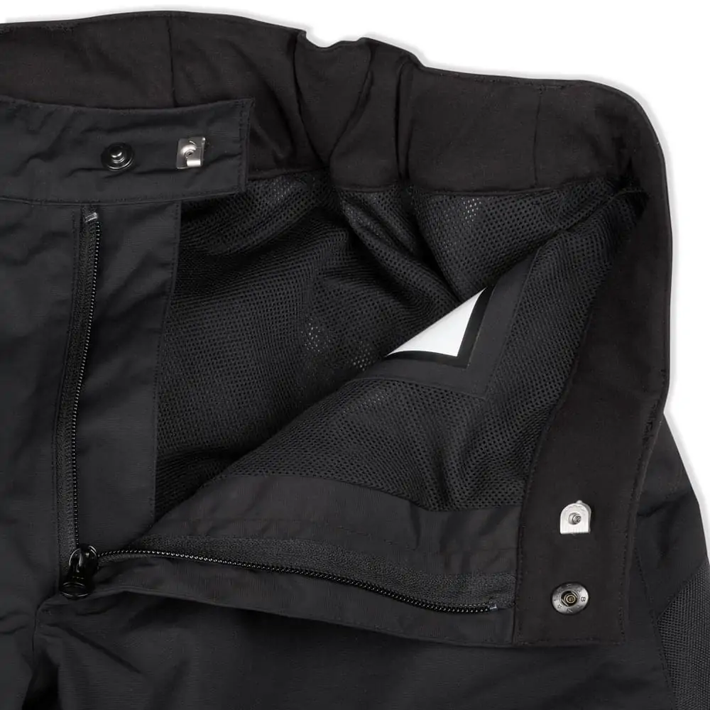 Musto BR1 Shorts - Black