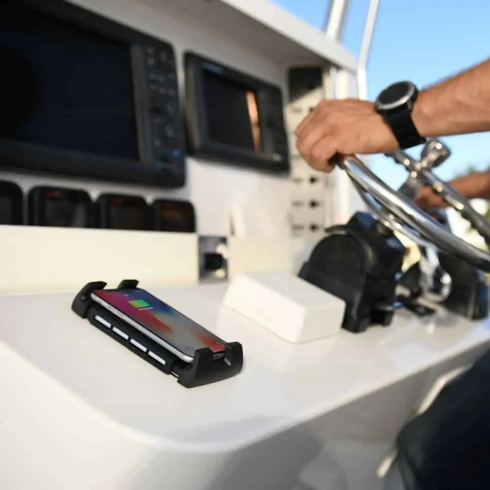 Scanstrut ROKK Wireless - Nano 10W - Supporto Di Ricarica Wireless Impermeabile IPX6 Per Moto E Barca, 12/24V - 2