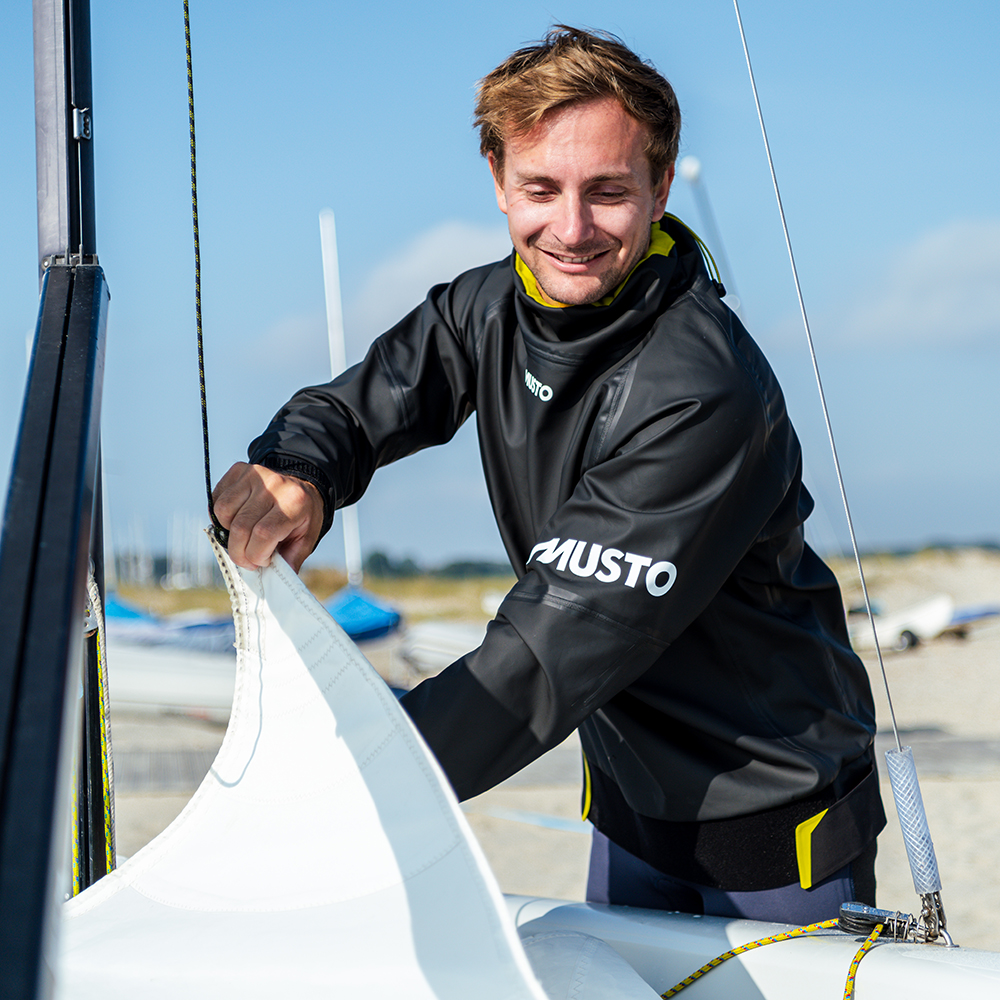 Musto Championship Aqua Top 2.0 - Black