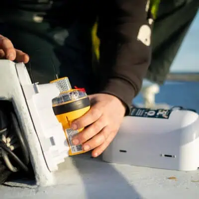 Ocean Signal RescueMe EPIRB3 Pro Automatic CAT1 with AIS and Return Link - Image