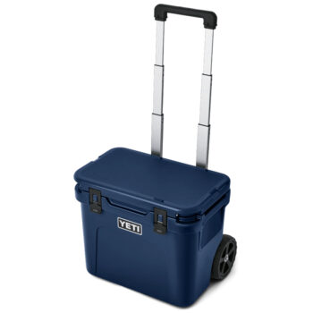 YETI Roadie 32 Wheeled Cool Box - Navy
