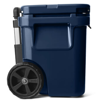 YETI Roadie 32 Wheeled Cool Box - Navy