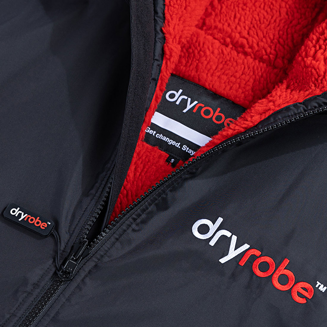 Dryrobe Advance Longsleeve Changing Robe - Black / Red - Black / Red