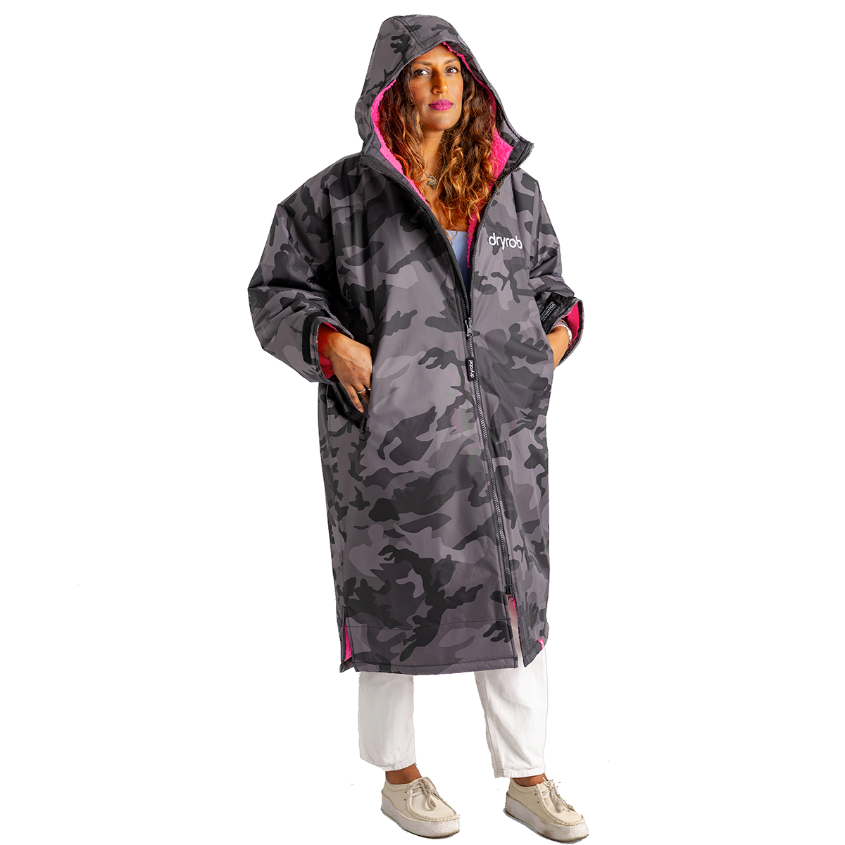 Dryrobe Advance Longsleeve Changing Robe - Black Camo / Pink - Black Camo / Pink