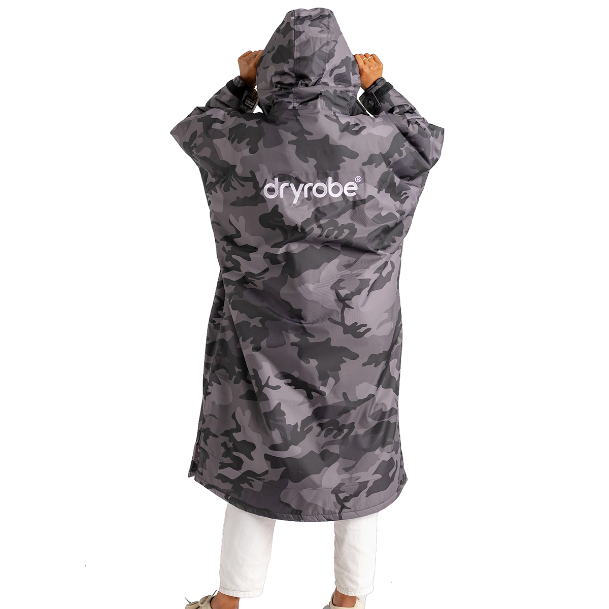 Dryrobe Advance Longsleeve Changing Robe - Black Camo / Pink - Black Camo / Pink