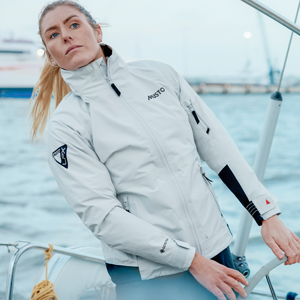 Musto Women's LPX Gore-Tex Jacket - Platinum